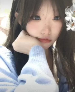 19岁兼职学生妹,很有气质