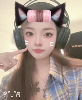 肤白个人兼职小姐姐