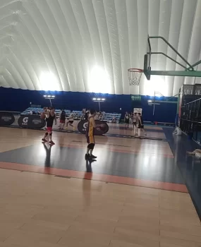 30岁白领🧑‍💼找美女长期，包养，价格好谈