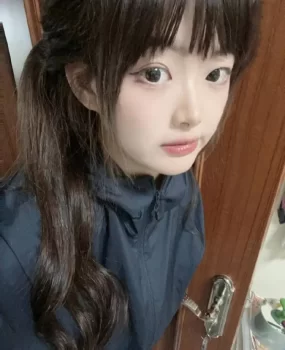 身材小巧玲珑的个人兼职