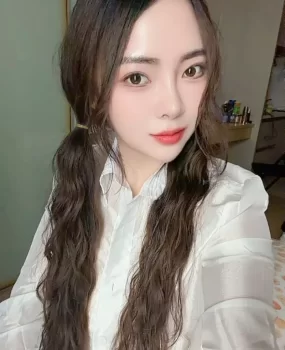 红谷滩美娜