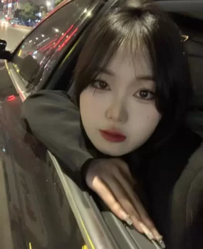 【酒店约拍舞蹈妹子配图】❤️出差过去那边同事推荐的妹子。身材超级棒,床上也是各种配合