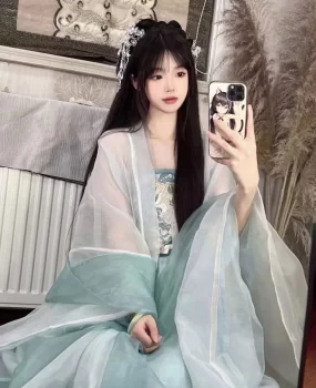 汉服馆仙气古装美少女可角色扮演