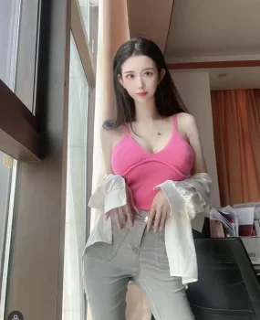 颜值超高公司前台接待气质淑女小白领肌肤特好