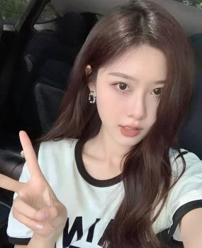 淄博市张店区长腿黑丝小姐姐做兼职