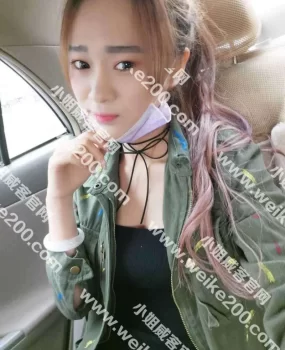 呼市兼职女孩，漂亮，苗条