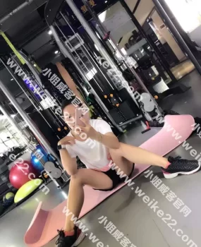 天河约会小怡身材高挑皮肤白