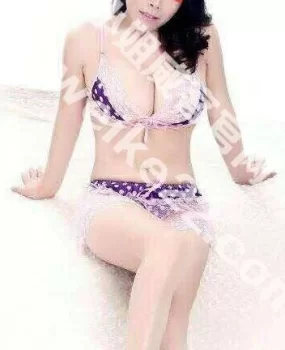 淄博饭店附近大胸美女