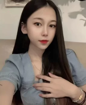 身材正点,马甲腰胸大屁股翘,凹凸有致,逼紧水多